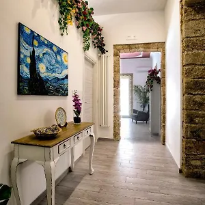 Bed and breakfast Garden House: And For Holidays, Palermo