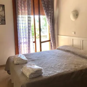  Maison d'hôtes Sansovino Bed And Car Italie